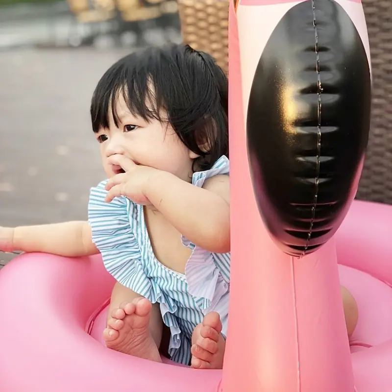 【旅遊分享】台中 ‧ 逢甲 星享道酒店 In Sky Hotel 一家三口的爸爸節之旅之小布丁泳裝美照