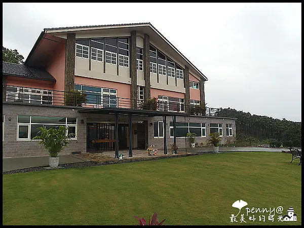 2014宜蘭踩春小旅行~【宿】蘭陽溪玉蘭茶園旁用心經營‧低調奢華民宿~山禾居風華別墅