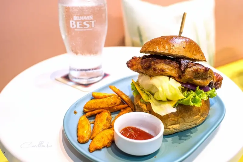 《牛逼館子》網美風漢堡店 - 卡琳。摸魚兒趣