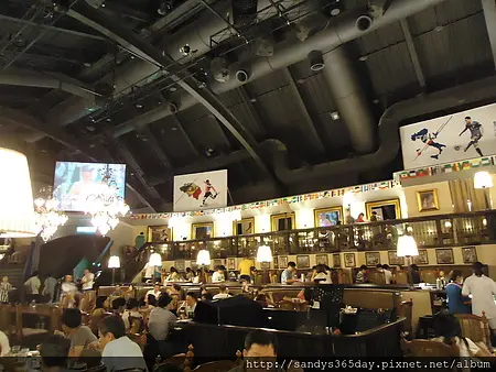 金色三麥~大直美麗華 搭著世足賽來訪