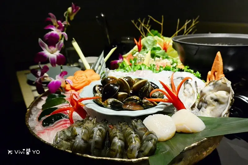 台北東區大安區 捷運忠孝復興站 泰集Thai Bazaar二訪 泰式火鍋料理 約會紀念日聚餐 (邀約)