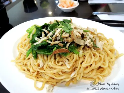 ∥竹北美食∥素食 和順園 雲南蔬食麵館，酸辣甜的合奏！