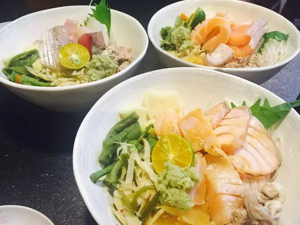 捷運中山站 ✿ 礫川 ✿ 醋飯好好吃 CP值頗高的日式丼飯 !