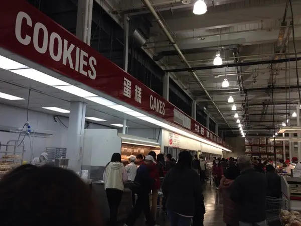  【新竹】戰利品與絕不錯過的牛肉捲和蛤蠣濃湯－COSTCO好市多新竹店        
      