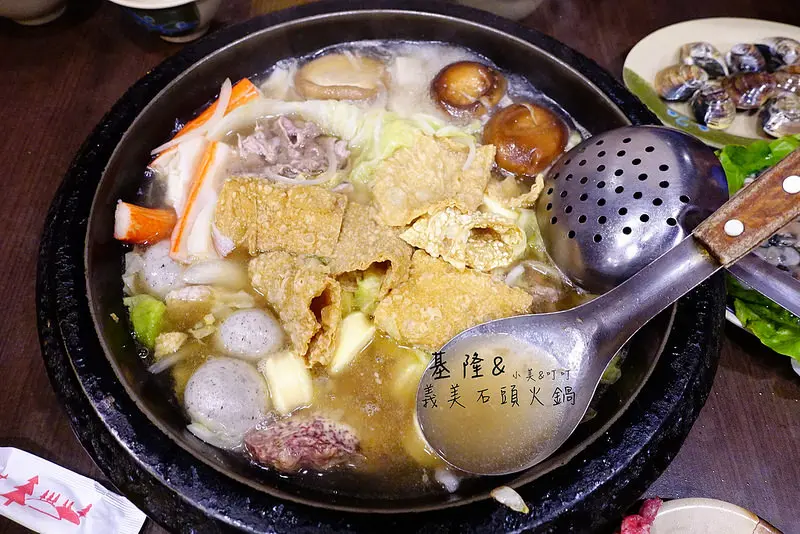 【基隆火鍋】義美自助火鍋城！超人氣排隊店，海鮮新鮮、各種鍋料等你拿！