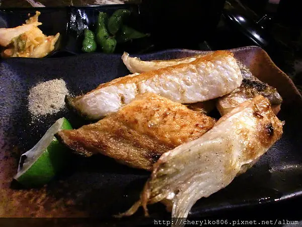 【台北中正】物美價廉的連鎖日式定食店~百八漁場(重慶店)