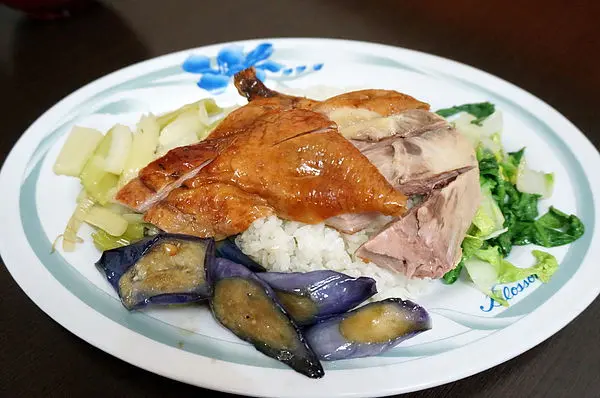 【新竹美食】強記燒臘(清夜)-份量十足的港式燒臘---踢小米食記