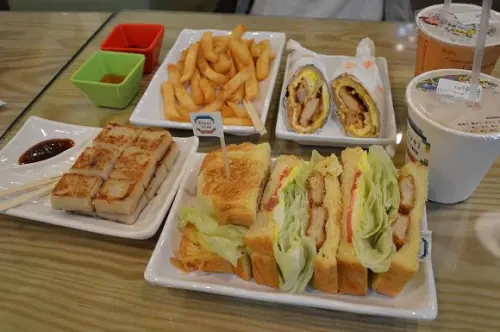 活力美味的優質早餐~皇室吉利堡(溪尾店)