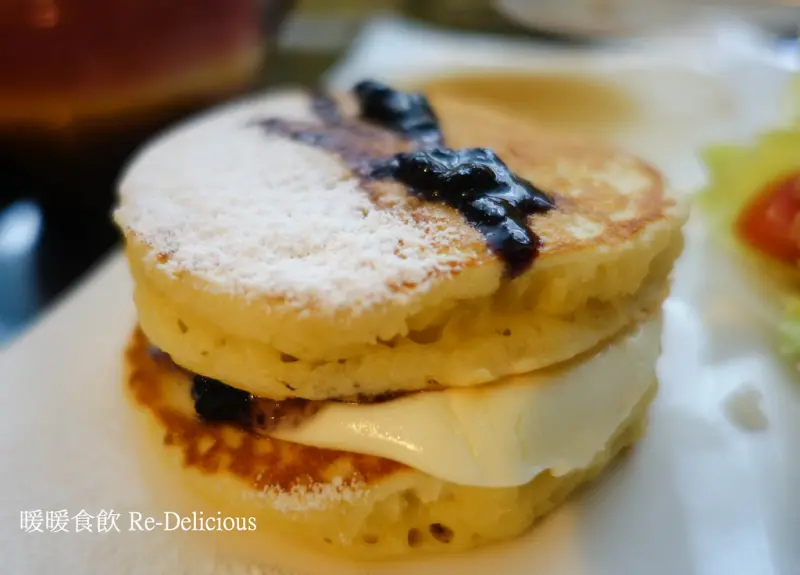 (大安站) 暖暖食飲Re-Delicious ，多種口味的厚鬆餅組合~高C/P值的溫馨小店