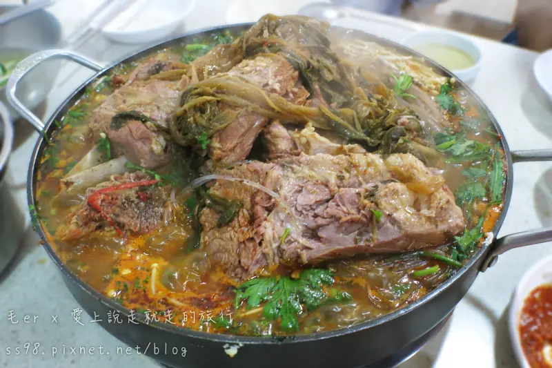 台北食記【捷運行天宮站】《東輝韓食館》　電視節目「食尚玩家」報導　在台灣吃過最道地的馬鈴薯排骨湯