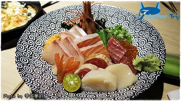 隱し藏 丼の達人-文心店。親民的價錢就能讓人享用到美味的海鮮丼飯@台中‧文心路