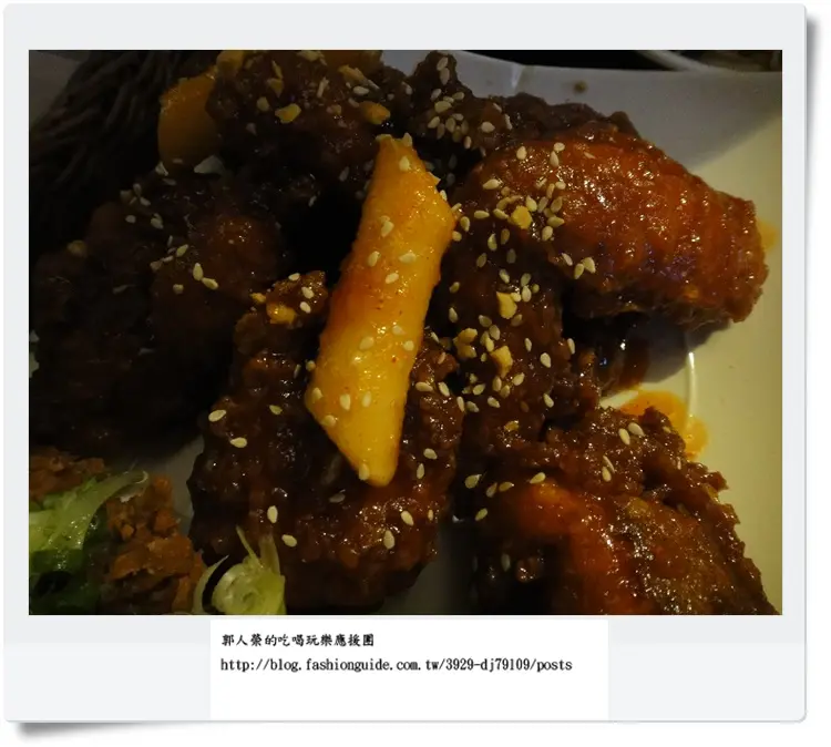 (美食 台北 忠孝敦化站) 韓國福氣炸雞 ~  千頌伊效應爆紅!  不能預約的排隊炸雞名店!