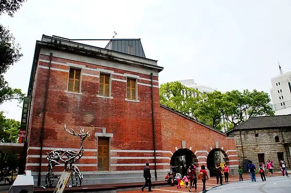 親子微旅行~台灣博物館南門園區  丟掉課本  到這裡來上一堂歷史課程吧