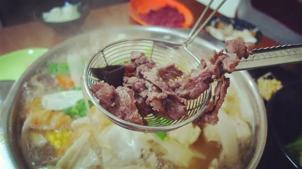 [台南]溫體牛肉火鍋新鮮好滿足 派出所鮮火鍋        
      