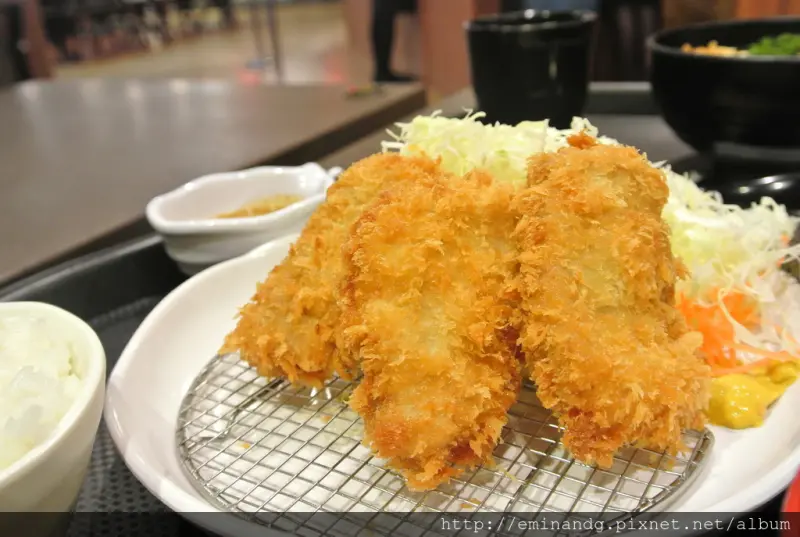 [邀約]台中 西屯區。<遠百大時代台中店> 勝Q日式豬排專賣店-源自日本堅持熟成美味豬排