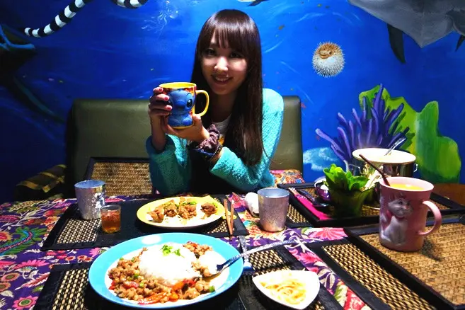 【新興】隱藏於大廈內的泰式料理，MORE WORLD帶你一起享受生活！