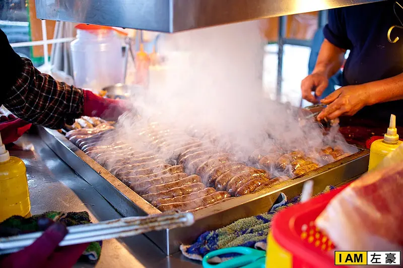 [食記] 高雄。鳥松區 嘉義黑香腸 (原址鳳仁路上)