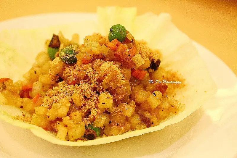 【台北。豚】大直美麗華周邊美味－仁和齋精緻素食餐點，生菜鴿鬆令人驚艷（素食、喜宴會場、窩客島）(體驗)