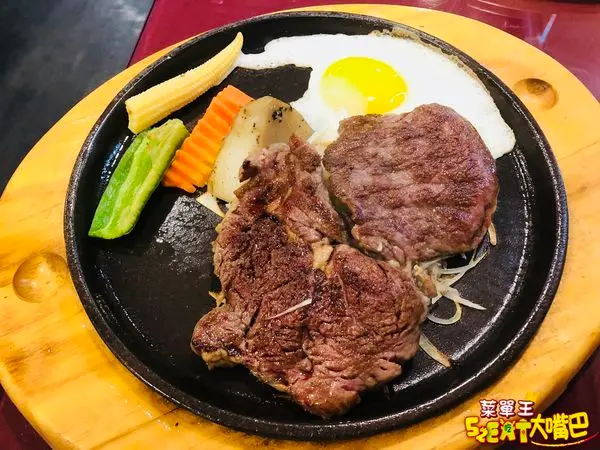 彰化市美食buffet吃到飽》雅典那之宴菜單價位大公開！傳說中CP值最高的牛排+澎湃百匯吃到飽 ~彰化市必吃美食小吃餐廳推薦。