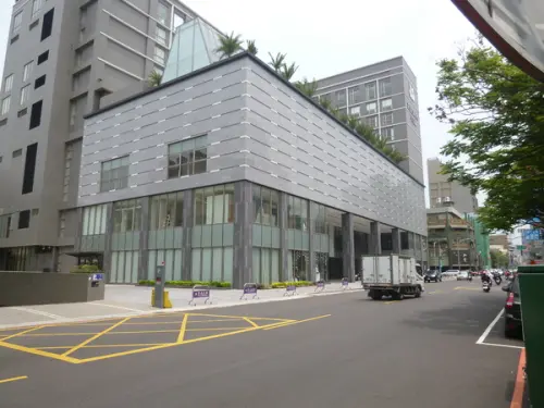 【口碑劵】入口即化的不只生魚片，連湯裡的魚肉都是入口即化－芙洛麗大飯店-山日本料理        
      