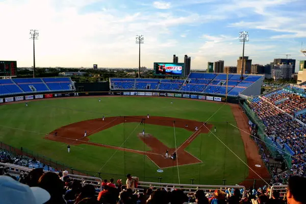 [看球分享] Nash 無限期支持鄉民一起到全猿主場看球 (2014 0719 義大@Lamigo) 