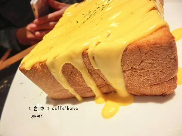 【台中食記-西區】韓迷快來朝聖~韓國人氣咖啡店進駐台中@caffe bene公益店              