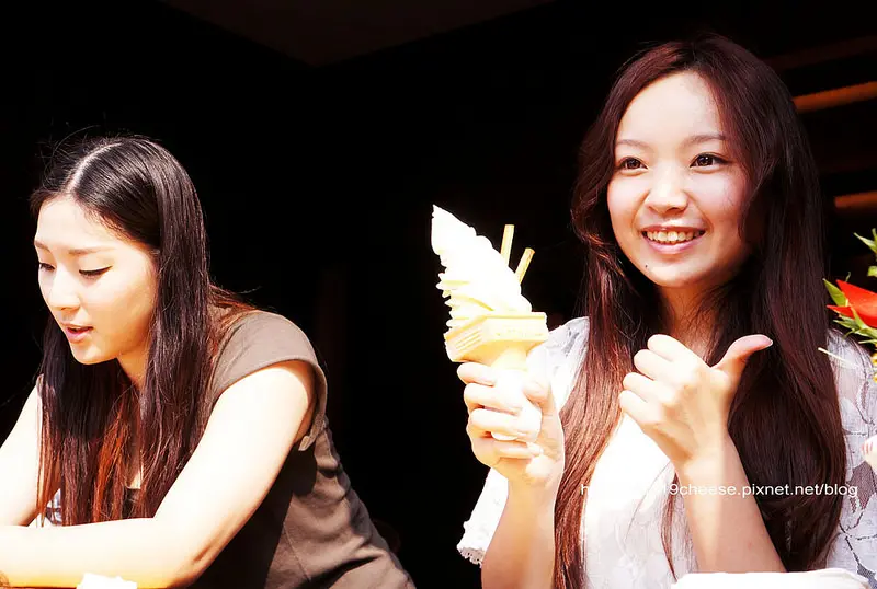 台中冰品 金帛霜淇淋專賣店 - 吃冰的季節到囉.台中冰淇淋正妹大PK..(4/19-4/26試賣期間買一送一.後續還會有優惠..)