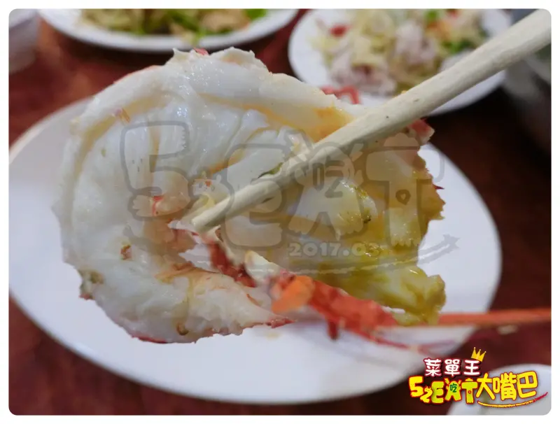 【花蓮壽豐超人氣海鮮餐廳推薦】055龍蝦海鮮價位，菜單大公開！在地人必吃的龍蝦海鮮餐廳！花蓮美食小吃旅遊景點推薦！