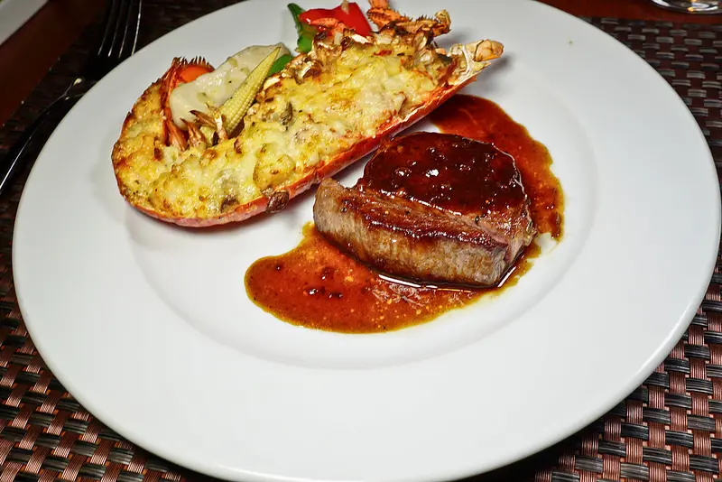 台北 信義安和站 MADISON TAIPEI!! GUSTOSO義大利料理及超棒URBAN 331酒吧