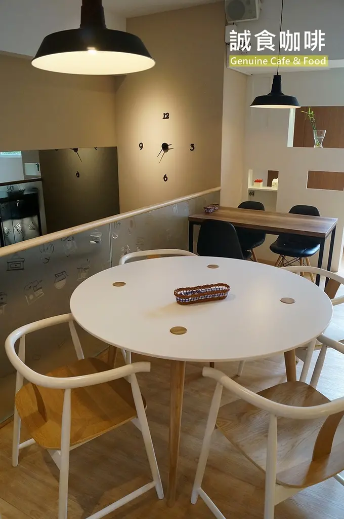 台中南屯│誠食咖啡。甜點和咖啡都不錯的無印風咖啡館