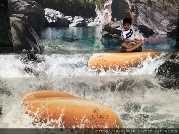 圓圓家睡外面-《花蓮飯店推薦》很舒適的力麗哲園-花蓮館，好玩的3D彩繪拍照好有趣，商務出差親子出遊價格實惠的好飯店