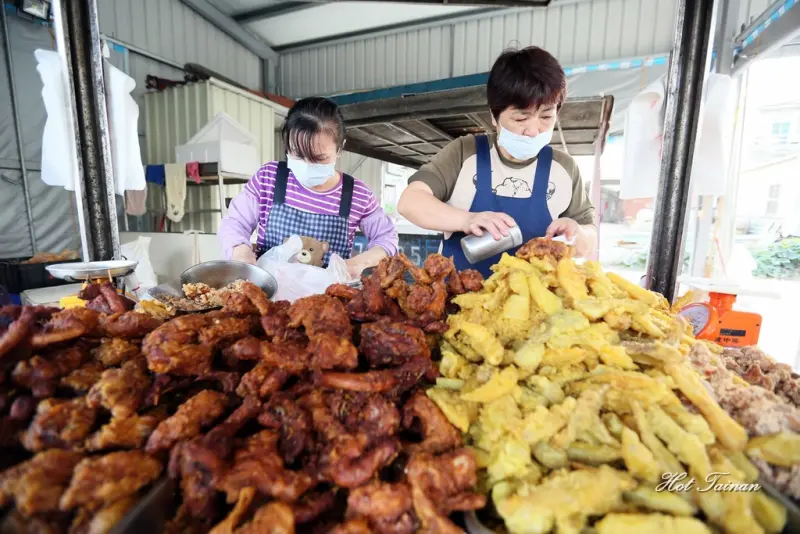 【台南新化區】葉麥克炸雞：新店址新氣象！新化必吃美味台式下午茶，吃不到會鬱卒傷心的在地好滋味~