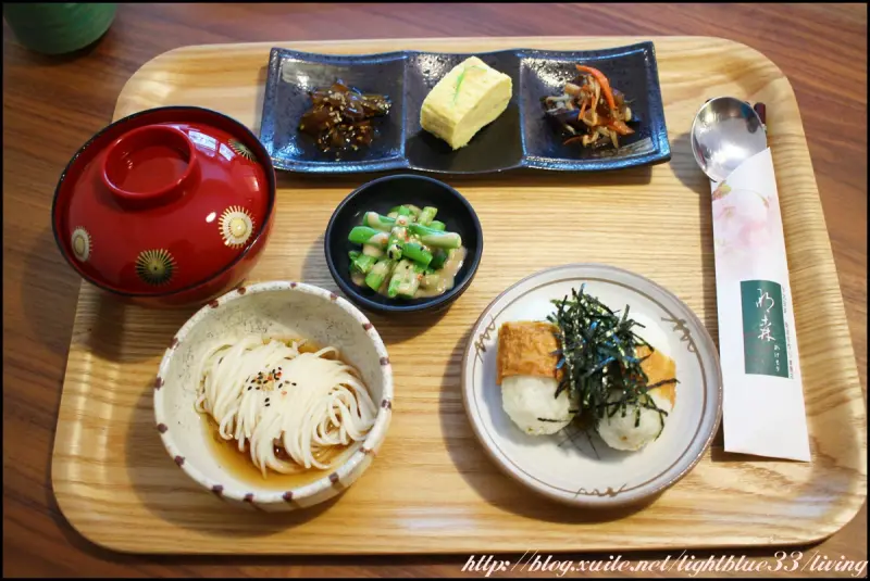 台中美食：京咖啡蔬食朝食屋～用日式早餐開始元氣的一天