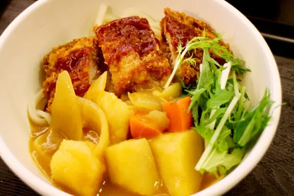 【羽諾食記】燦星餐飲新品牌~五食五心烏龍麵-微風南京店B2              