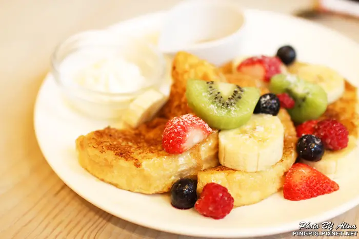 【食記】台北中山 KONAYUKI 粉雪北海道Style Cafe 來自北海道LeTAO的人氣下午茶