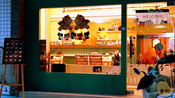 【食記】台中。《這裡有貓 cafe》超可愛貓拉花！        
      