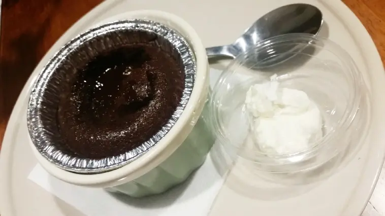 青菜呷呷。食尚小咪 ♥【台北內湖 Mastro Cafe咖啡廳好吃戰斧豬排下午茶推薦好吃熔岩巧克力 Mastro Cafe台北哪裡有好吃的熔岩巧克力 】期貨手續費選擇權手續費全省開戶