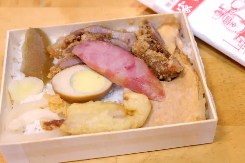 ［台東］：聞名全台七十年☆家鄉池上飯包