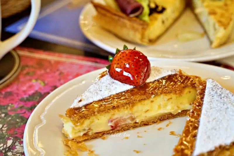 【台北】PAUL 豪華雙人午茶饗宴 期間限定芒果千層派 甜鹹小點都精彩 信義A9 - 水晶安蹄 不務正業過生活