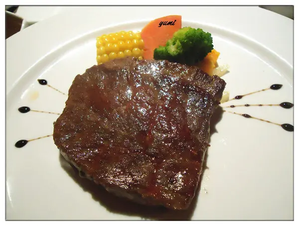 【台中食記-西區】祝大家擒人劫都很快樂♥♥奢華的饗宴@金典酒店Big mama牛排料理創意廚坊              