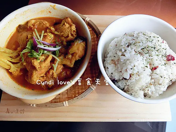 美食▶台中北屯區│友。好食♥原食主義，來吃健康養生料理吧!!!﹝台中早午餐、花式鬆餅、咖啡花茶、手作教室、創意小物﹞