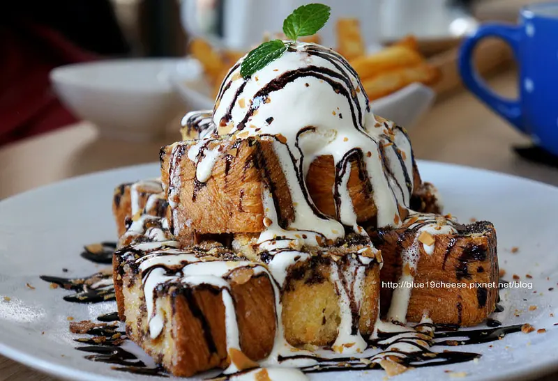 【台中咖啡午茶】 光蠟樹喫茶館 - 冰淇淋丹麥冰磚以三比三平手