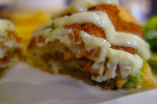 1030629[禮官三小愛台灣]二訪南投埔里小鎮中美味比豆起司美式廚房好吃的漢堡讓人想起了小鎮姑娘窩客島Walkerland試吃