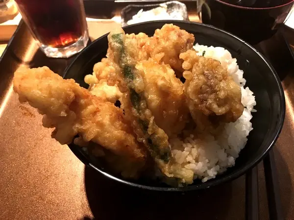 [食*台北](市政府捷運站)博多天麩羅山海(台北統一新生活百貨美食街;原阪急百貨) -膽固醇超標也要狂吃!新鮮明太子奢侈吃到飽!