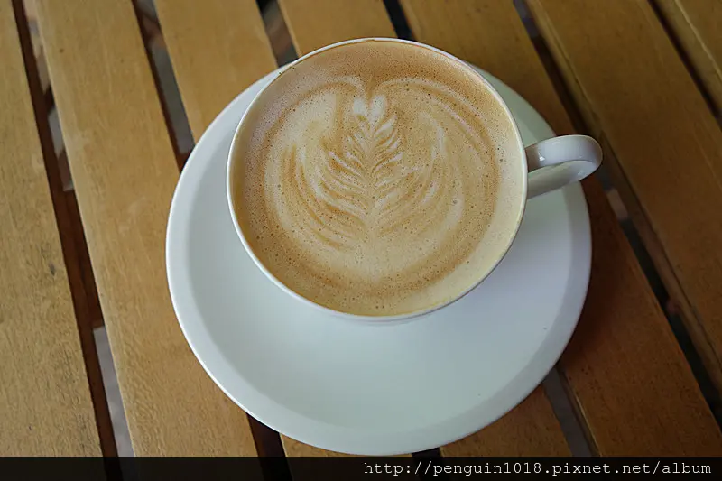 【南投市】鳳山寺豬舍咖啡-豬寮咖啡；微熱山丘附近的另類小咖啡館，豬舍裡面喝咖啡！顛覆傳統浪漫氣氛，咖啡館呈現另類的簡樸自然風！