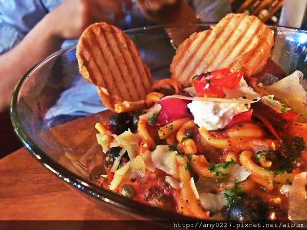 [ 台北東區 ] 小店餐點好美味，連外國人也愛來 - Toasteria Cafe三號(敦南店)