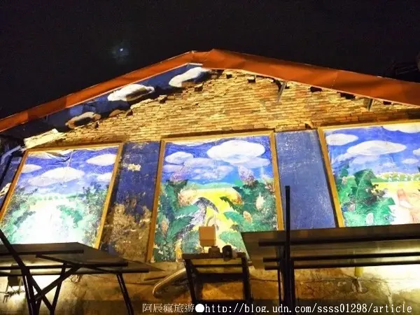 【旅行遊記。台南中西區】海安路裝置藝術街。錯誤沒落後的重塑 城市與藝術蹦出新的火花        
      