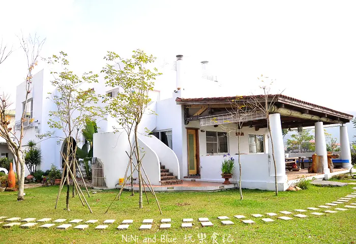 【南投住宿】微笑58民宿~帶著心到地中海風民宿住一晚，完全紓解自我壓力。親子愛貓民宿