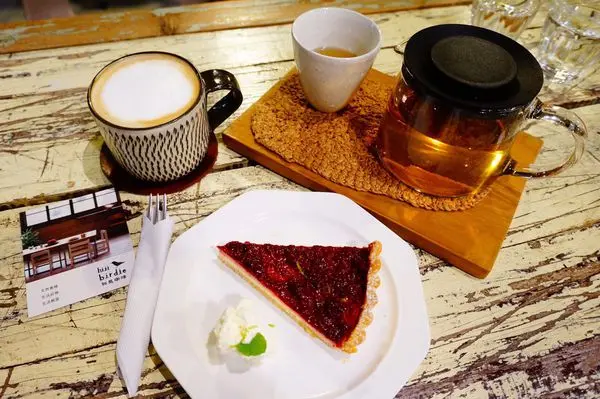 │食記│桃園龜山/知鳥咖啡hiii birdie❀文青風格咖啡館x天然食物簡單美味好料理x親子咖啡館