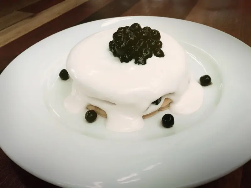 【台北萬華．美食 】美好年代西門店 ☆ 超人氣珍珠奶茶鬆餅每一口都吃的到珍珠和奶茶香              